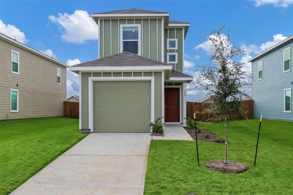 209 Boxberry Way, Princeton