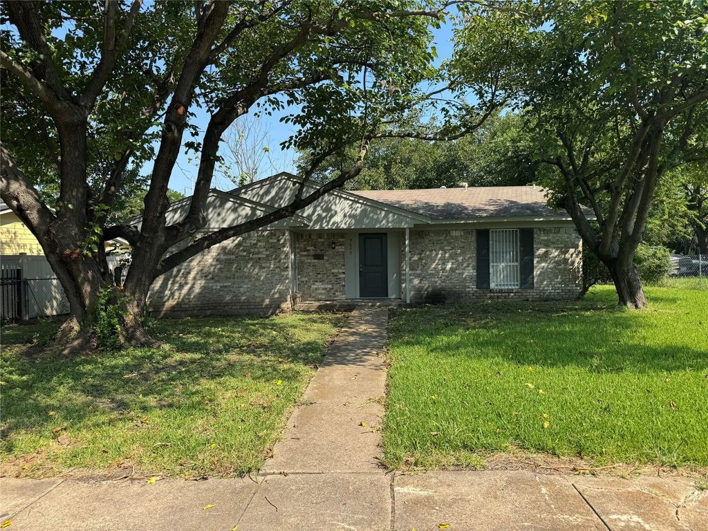 9625 Limestone Drive, Dallas