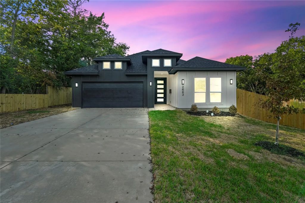 2443 Naoma Street, Dallas