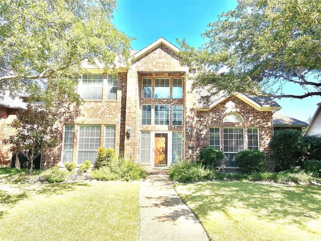4605 Hinton Drive, Plano