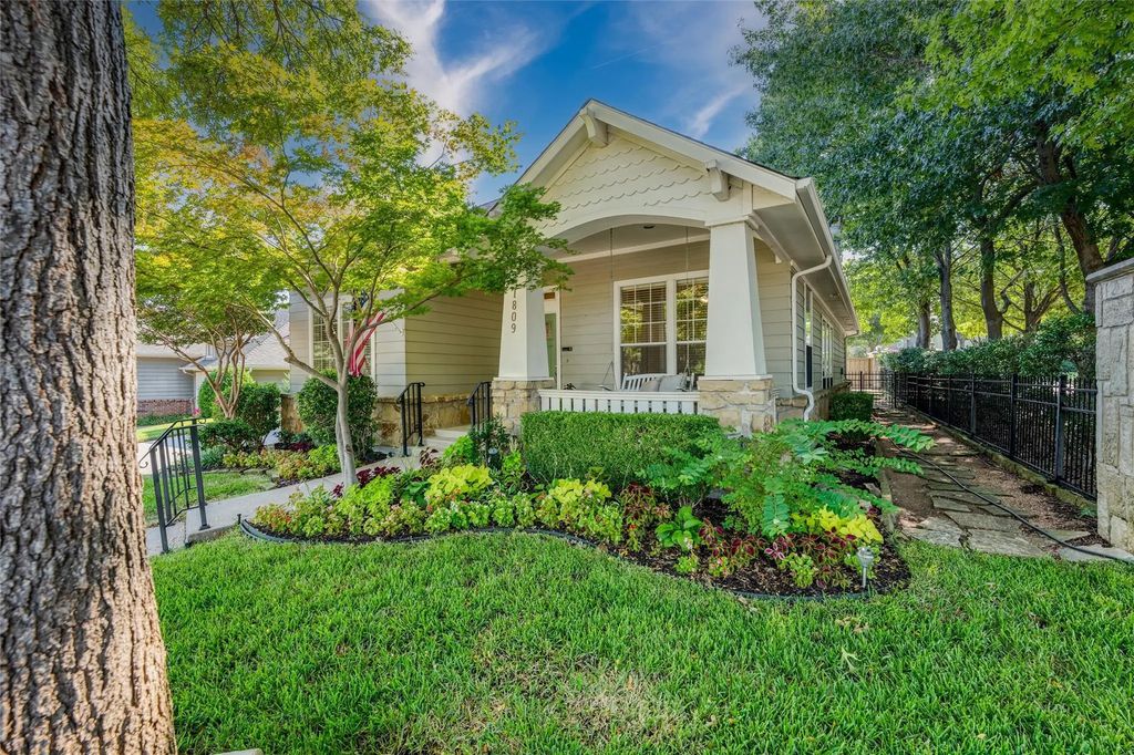 1809 Buckingham Street, McKinney