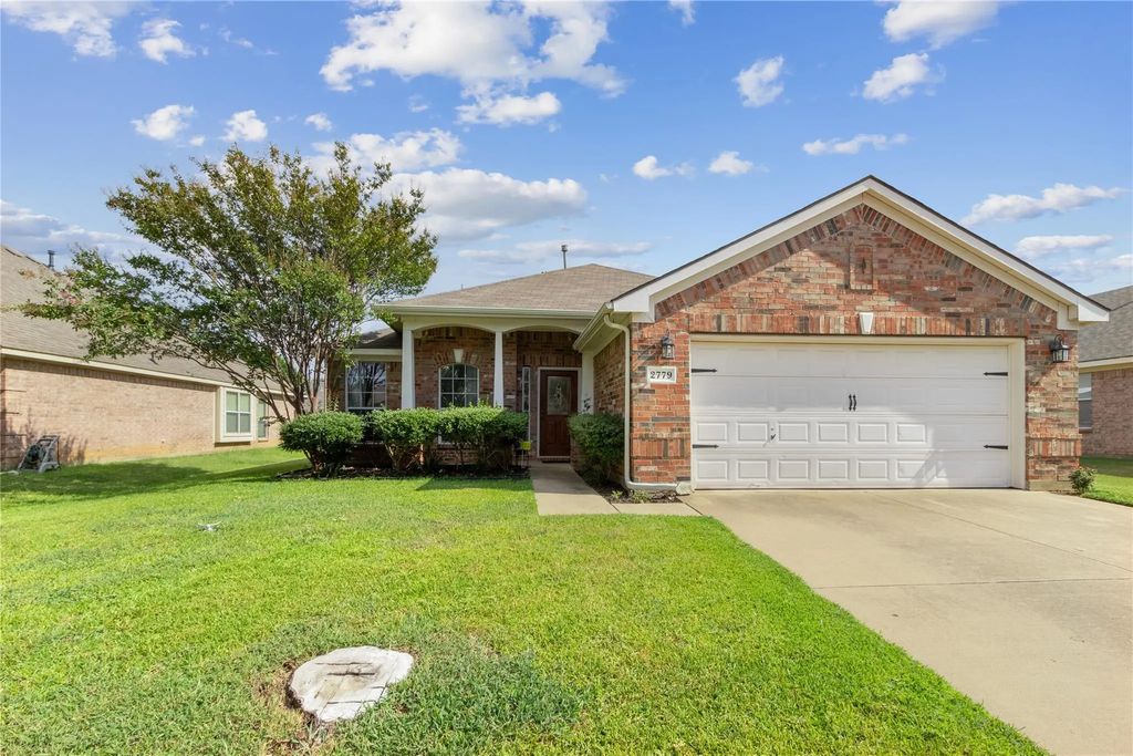 2779 Sunvalley Drive, Grand Prairie
