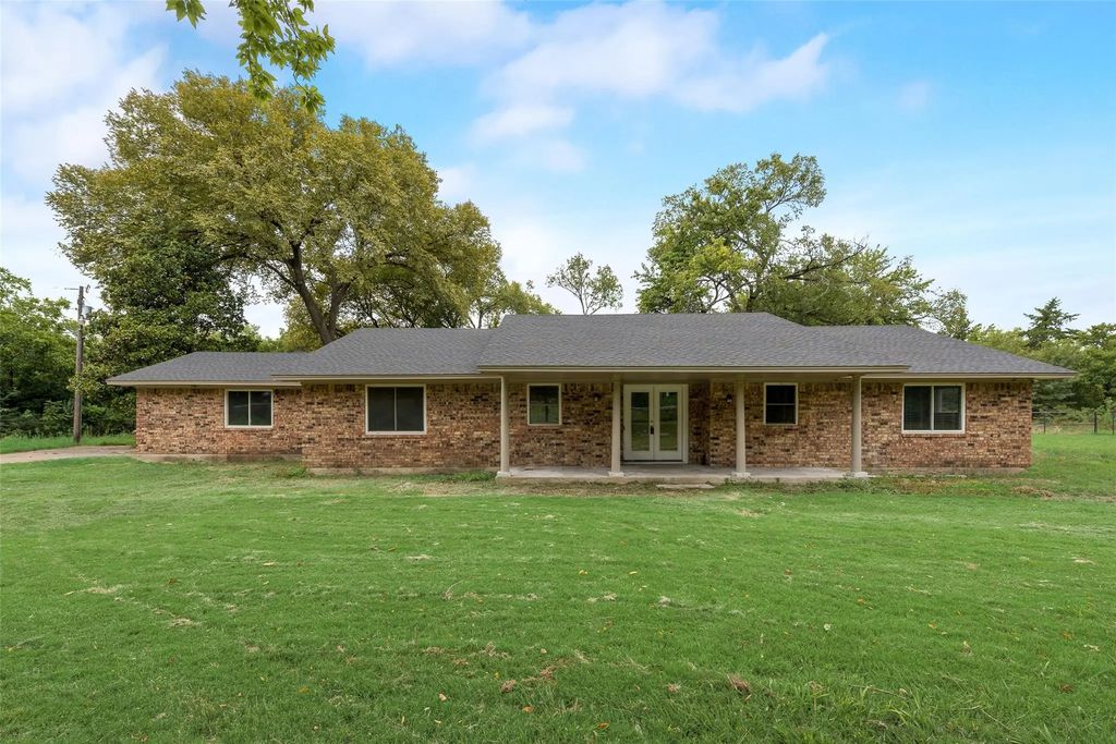 1230 W Bear Creek Road, Glenn Heights
