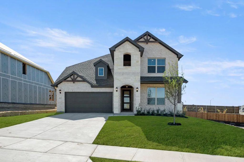 6937 Freight Train Lane, Crowley