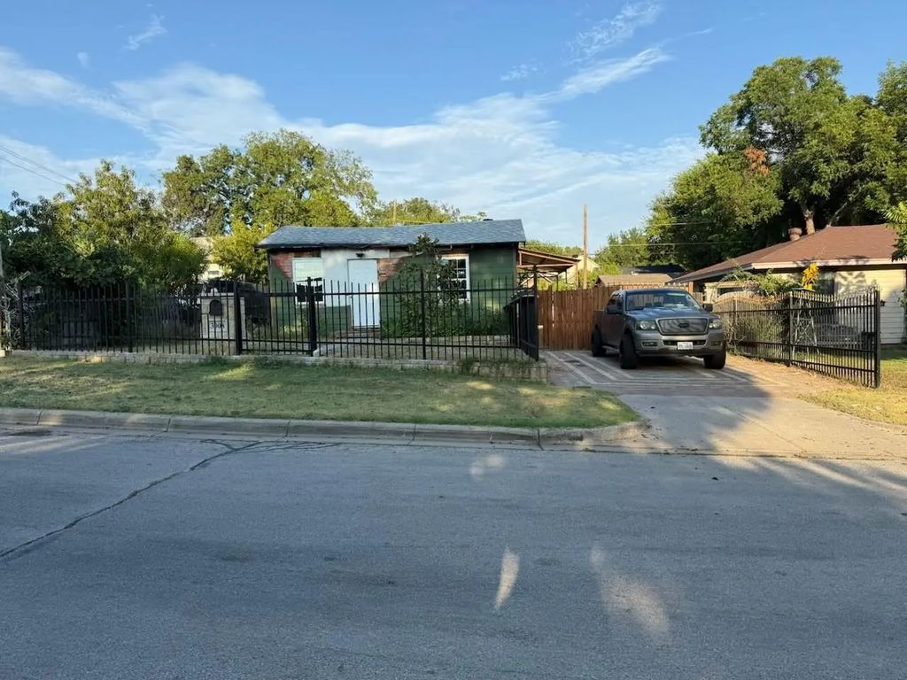 3008 Weber Street, Fort Worth