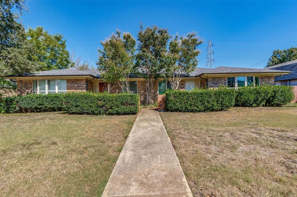 7739 Dentcrest Drive, Dallas