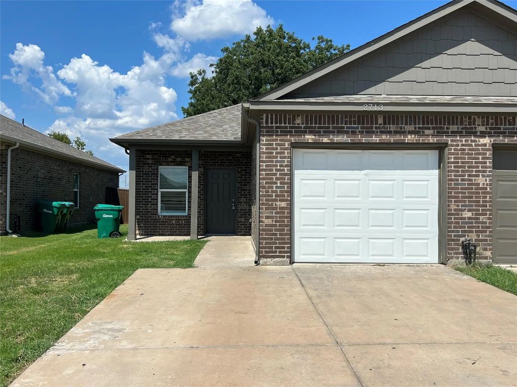 2713 Ginger Court, Sherman