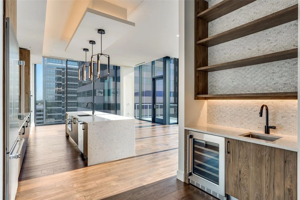8119 Douglas Avenue 1401, Dallas