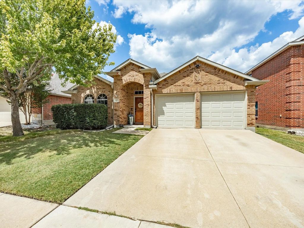 427 Coolidge Lane, Lavon
