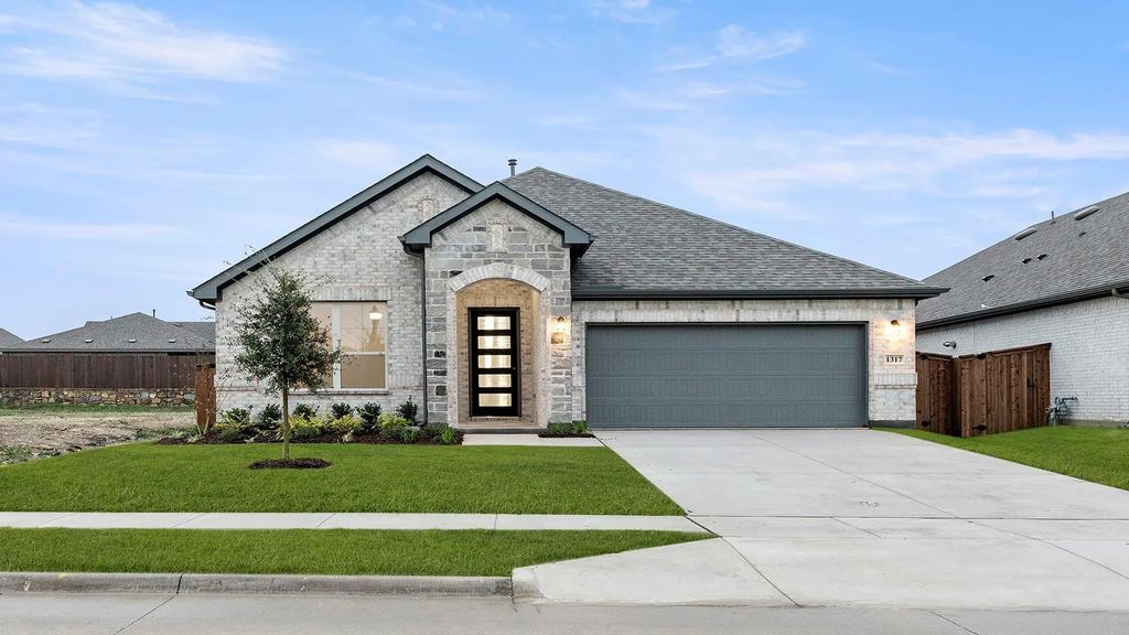 1317 Rothland Lane, Red Oak