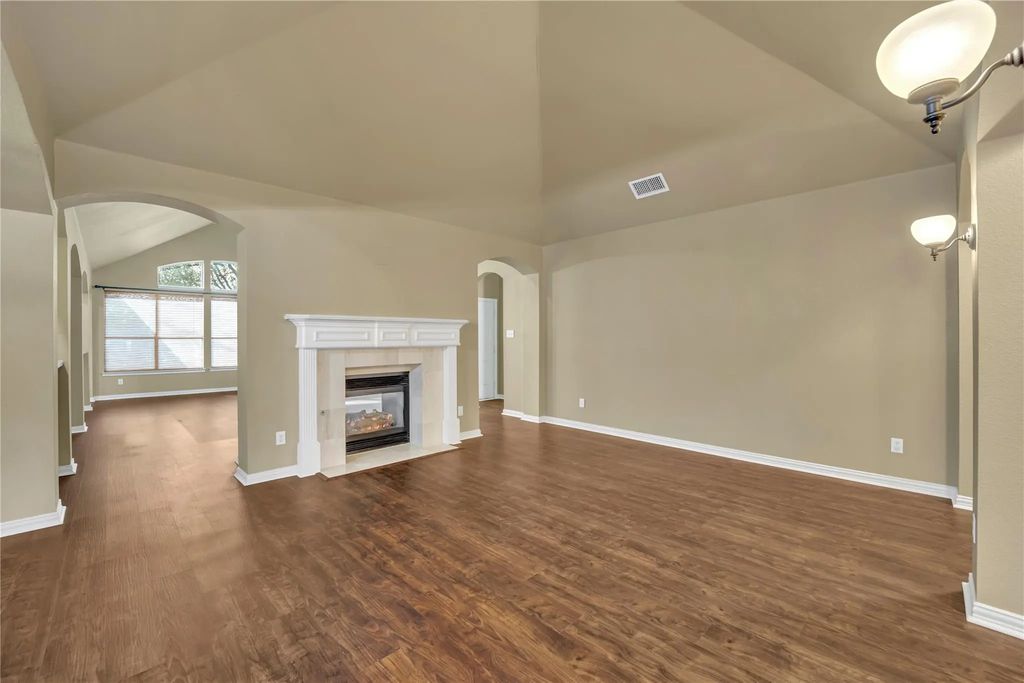 2406 Shorewood Court, Rowlett
