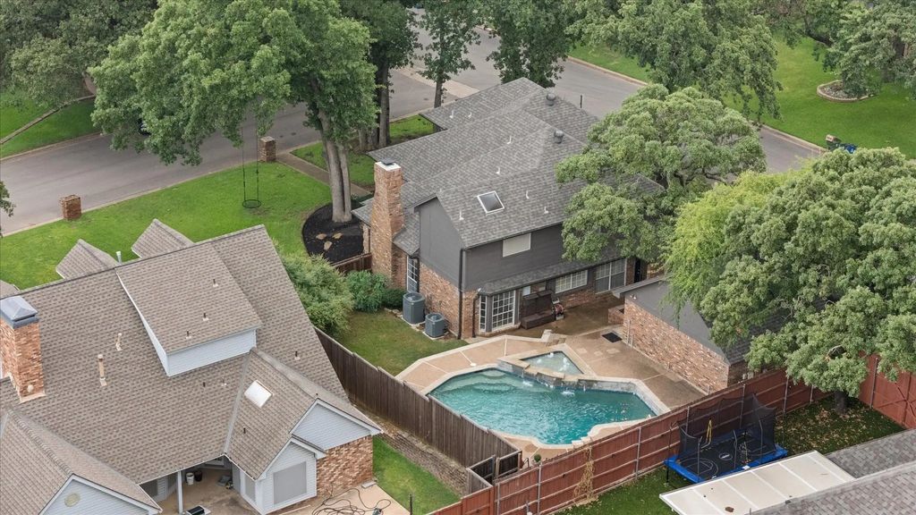 3530 Quail Crest Street, Grapevine