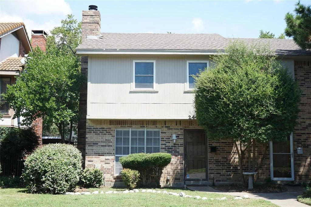 2443 N Graham Drive, Arlington