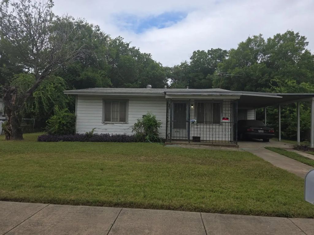 2908 Langston Street, Fort Worth