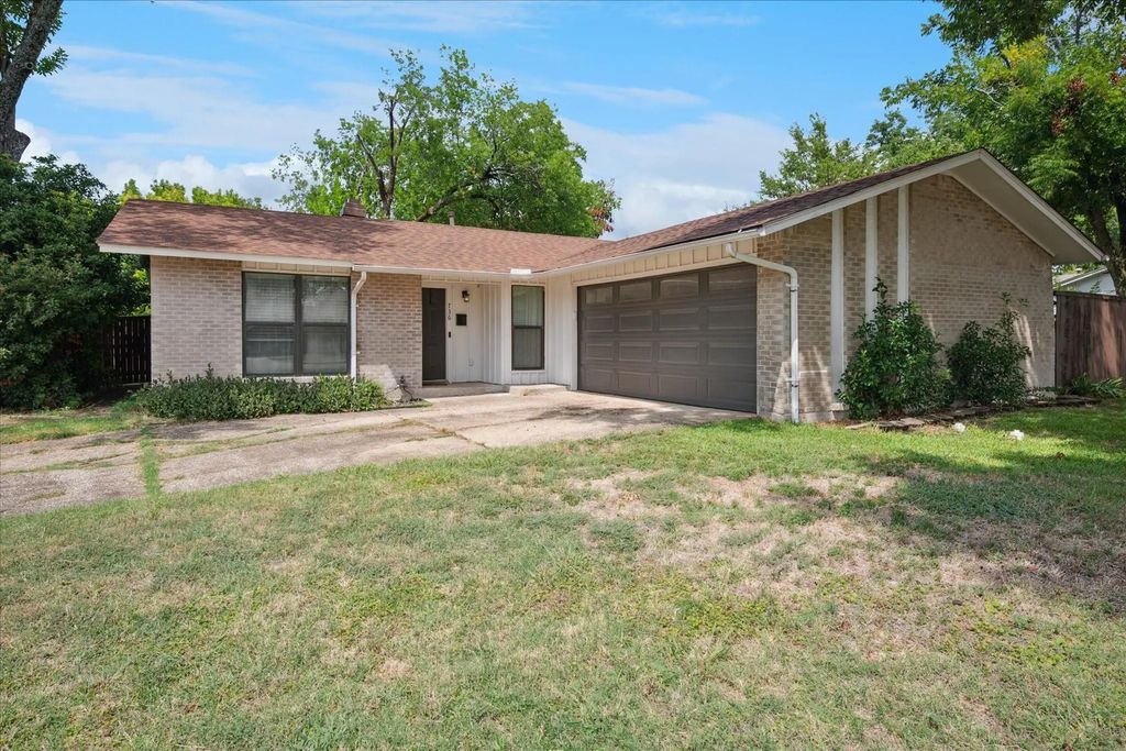 736 Pinehurst Drive, Richardson