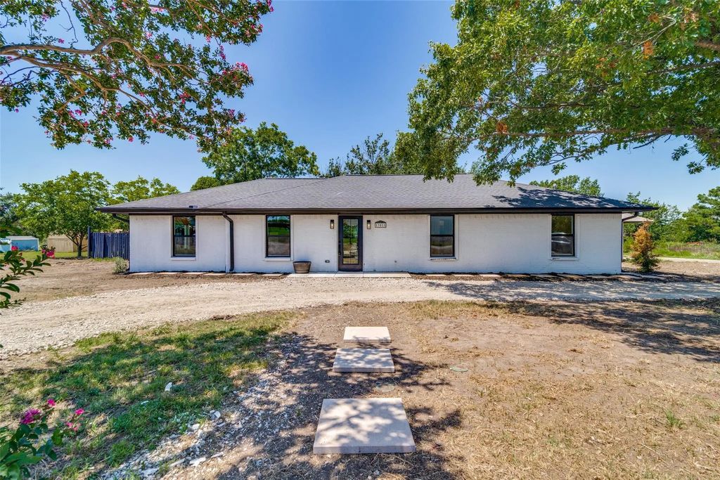 13011 Chestnut Circle, Terrell