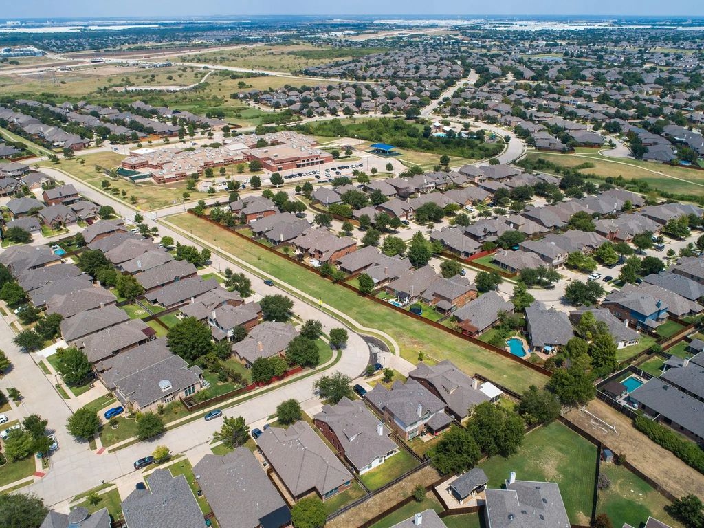 12440 Outlook Avenue, Fort Worth