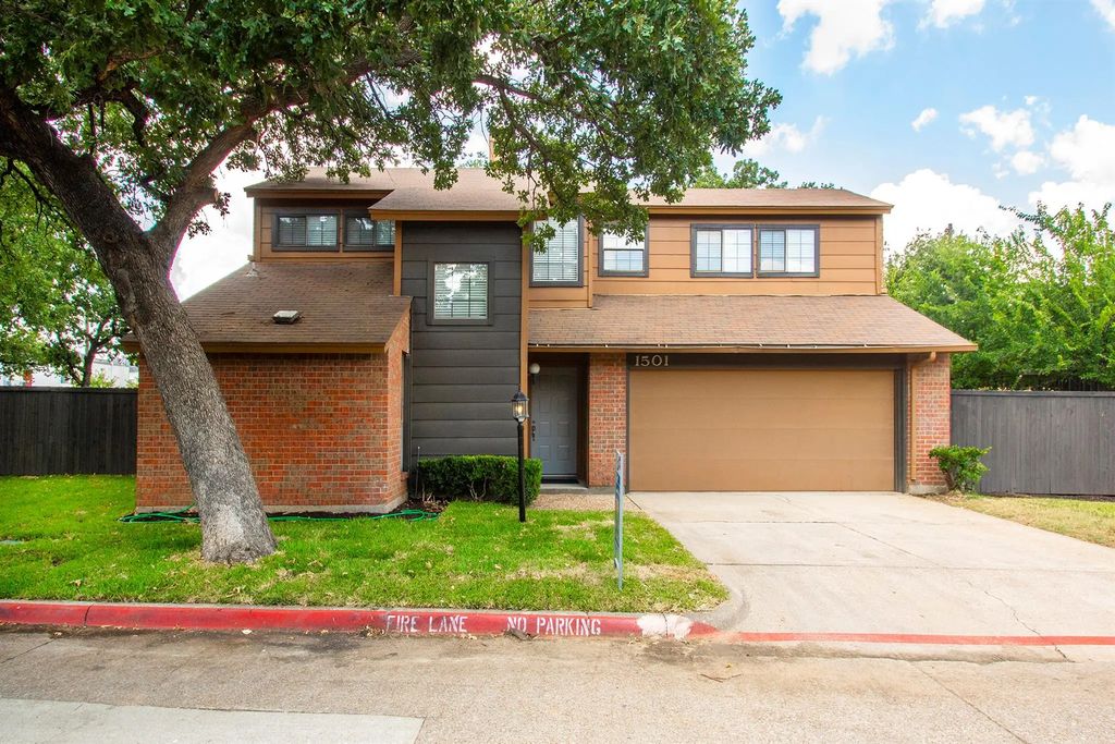 1501 Brentwood Drive, Irving