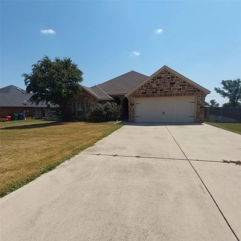 802 Timberline Drive, Bridgeport