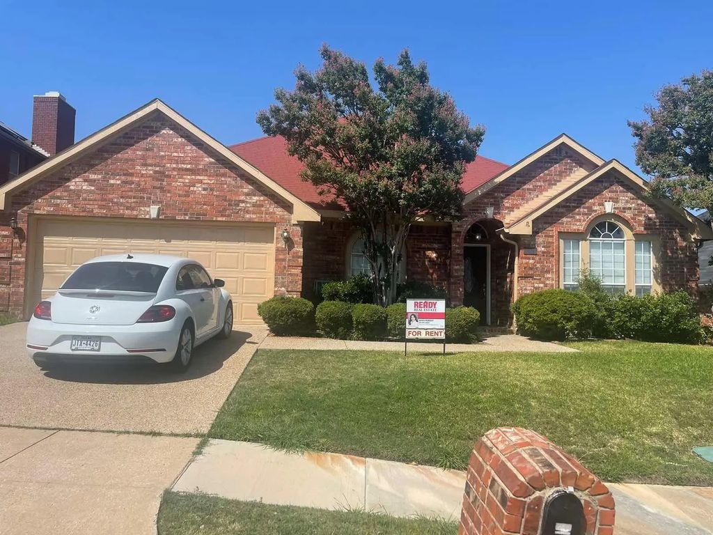 1414 Melody Lane, Carrollton