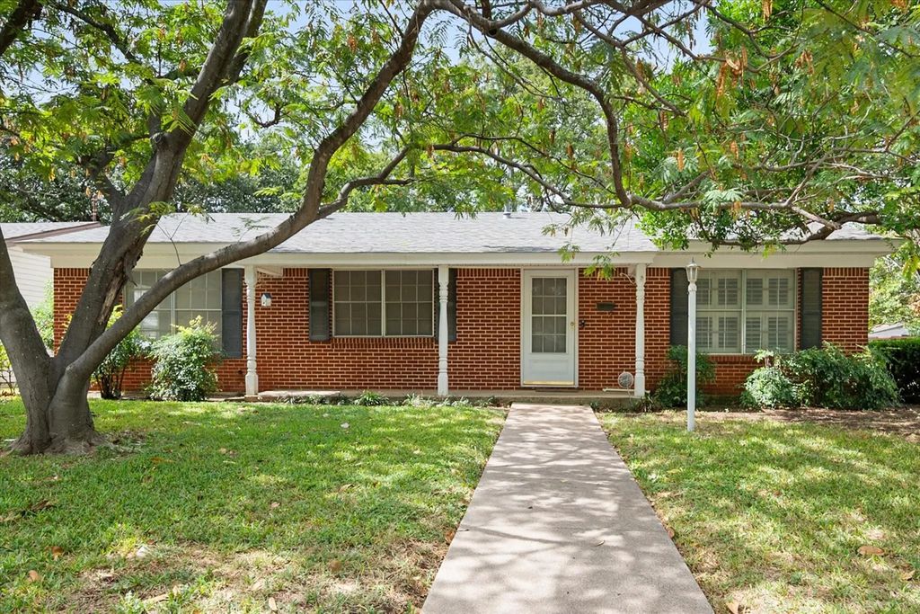 5050 Lubbock Avenue, Fort Worth