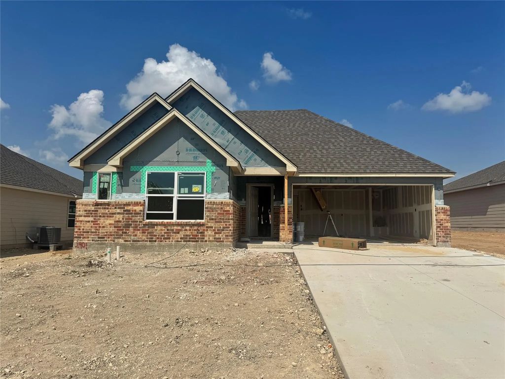 2901 Taddy Road, Lorena