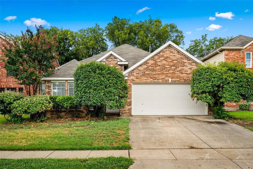 5753 Starboardway Drive, Fort Worth