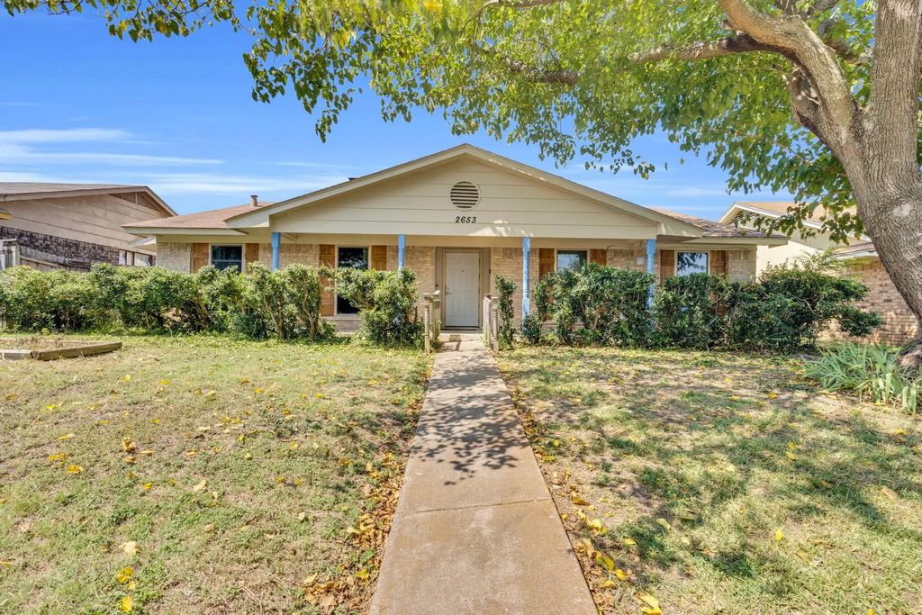2653 Hartford Lane, Lancaster