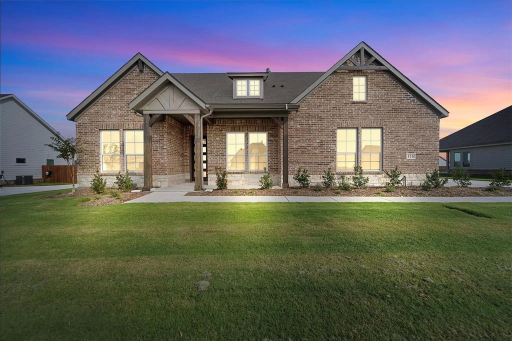 116 Moss Glen Lane, New Fairview