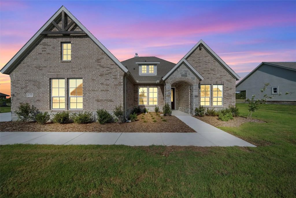 177 Brandywine Trail, New Fairview