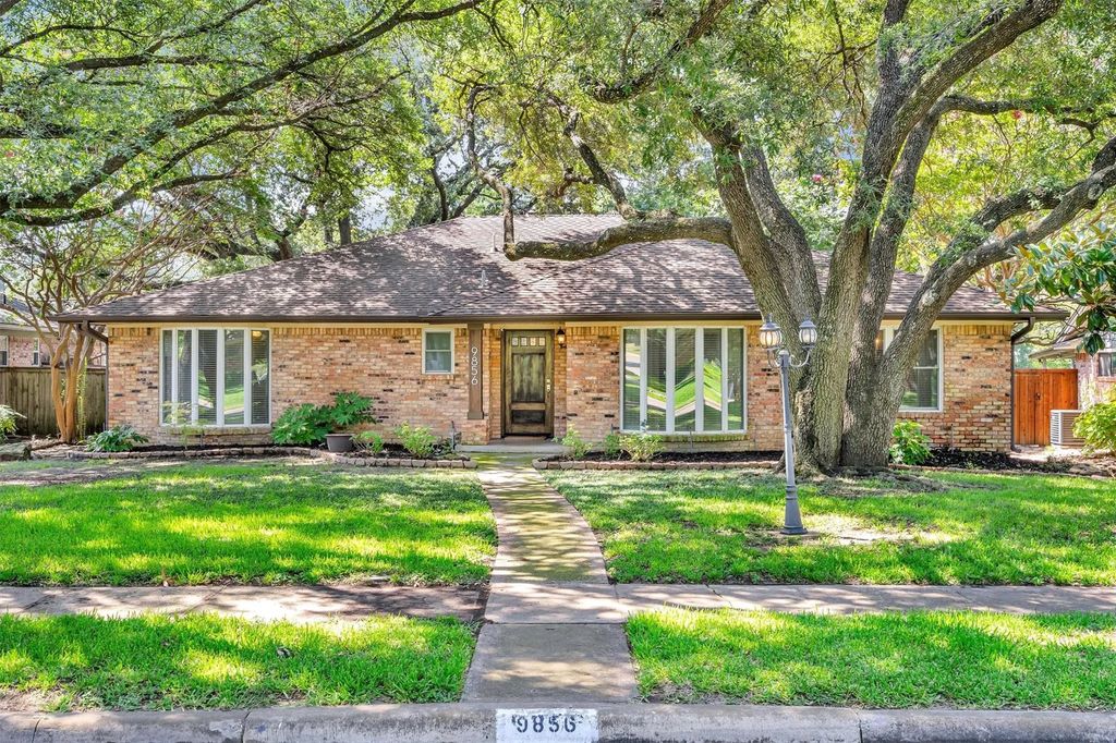 9856 Shoreview Road, Dallas