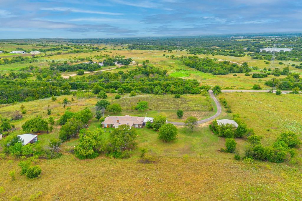 4525 White Settlement Road, Weatherford