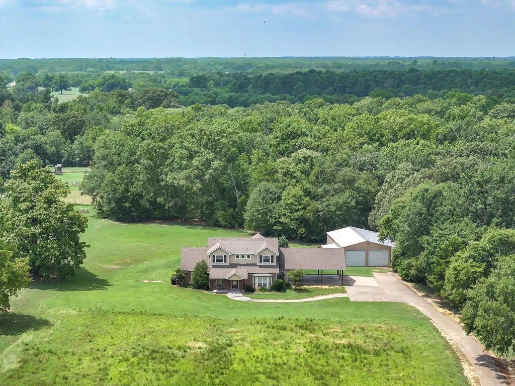 147 County Road 4230, Winnsboro