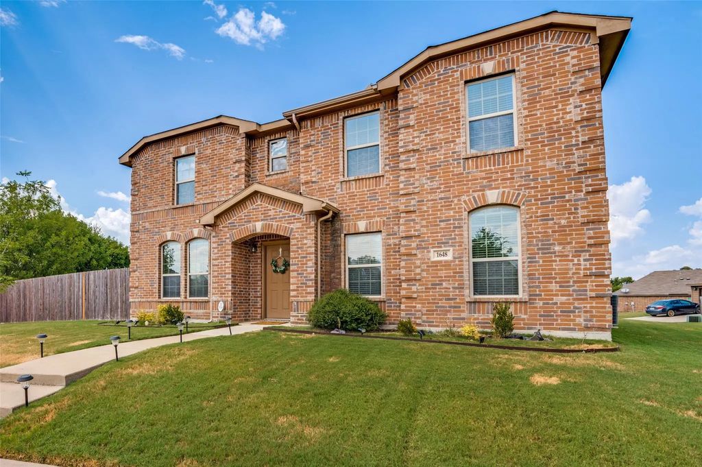 1648 Ashley Court, Lancaster