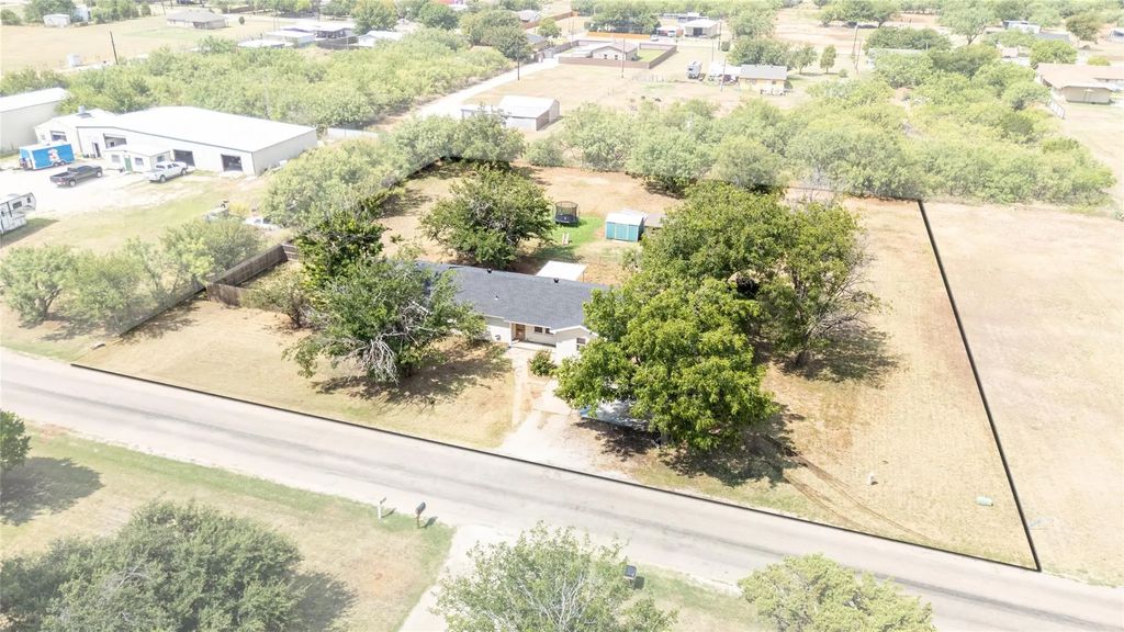 1089 Larned Lane, Abilene