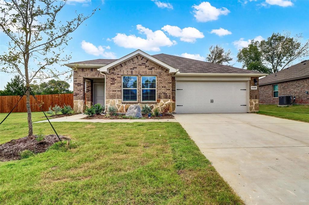 3428 Sweetwater Way, Sherman