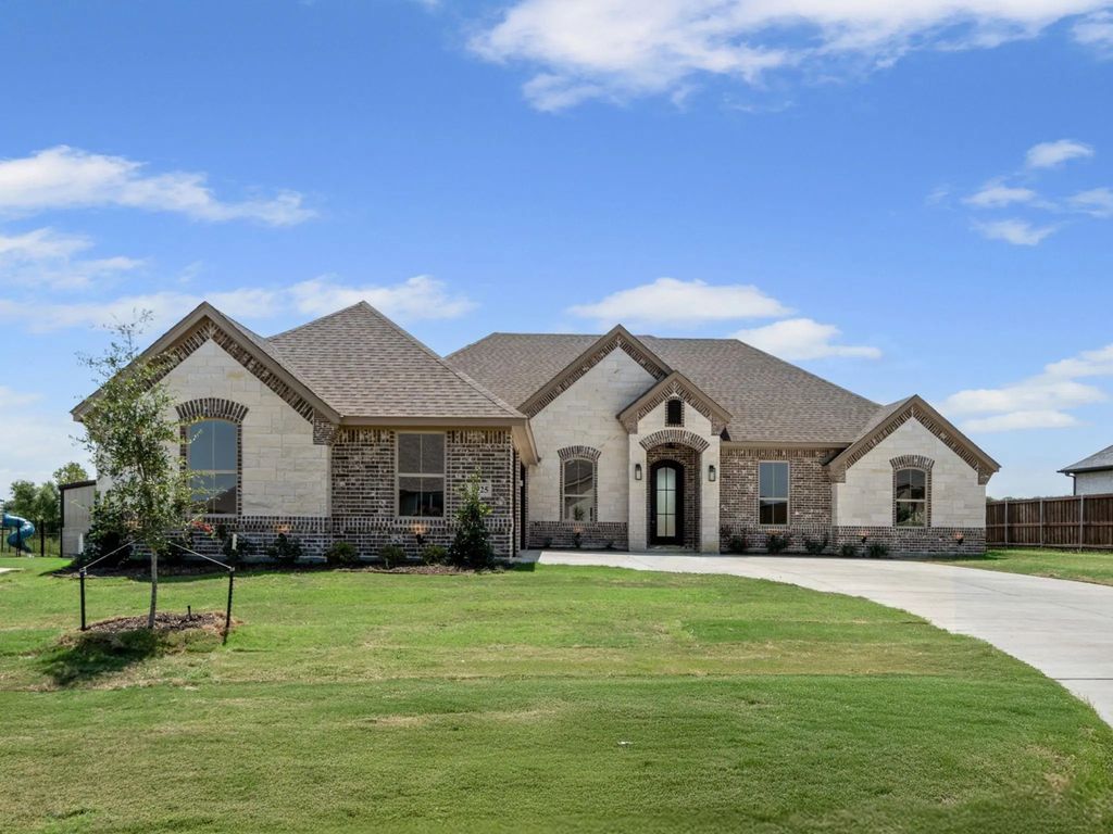 9325 Wildcat Ridge, Godley