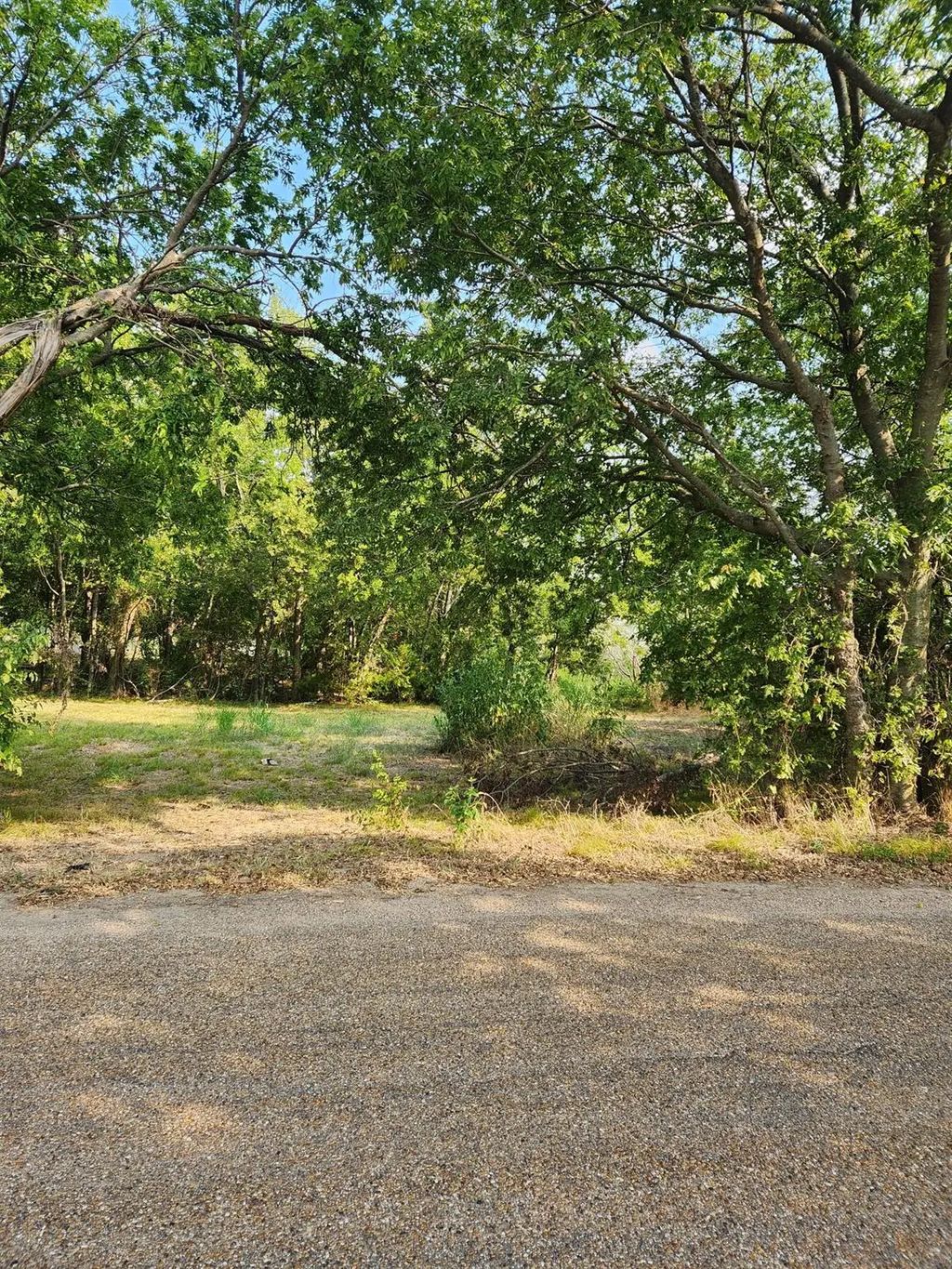 13828 County Road 236, Terrell
