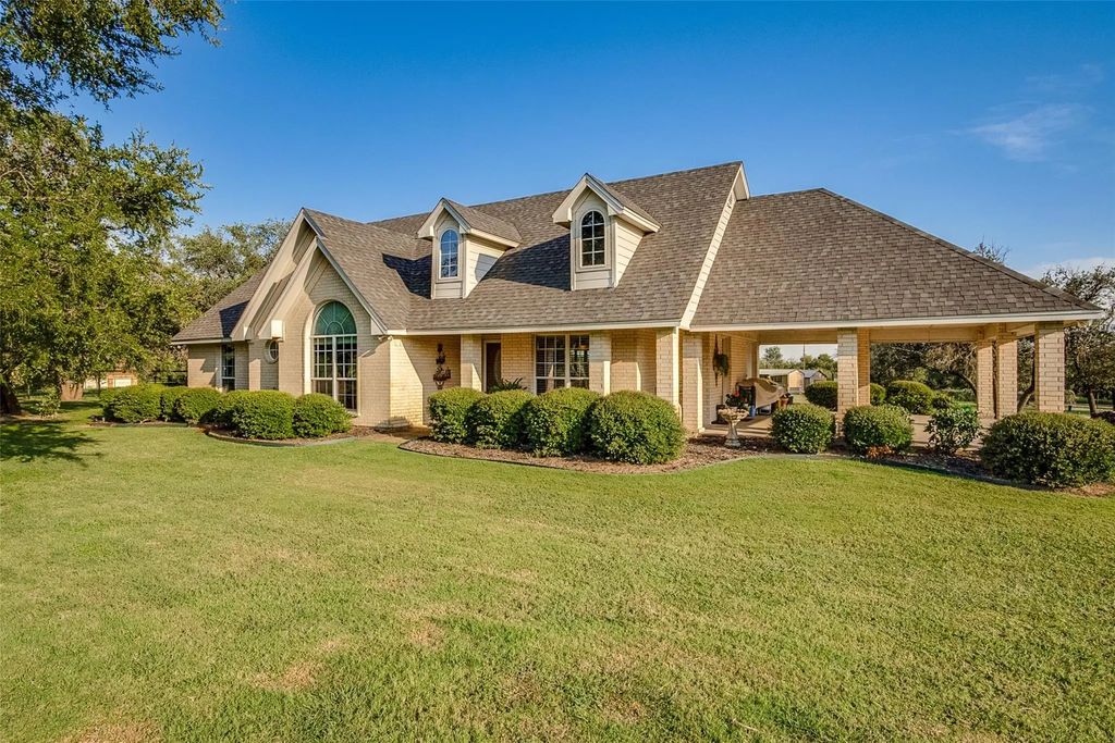 1649 Fm 3025, Stephenville