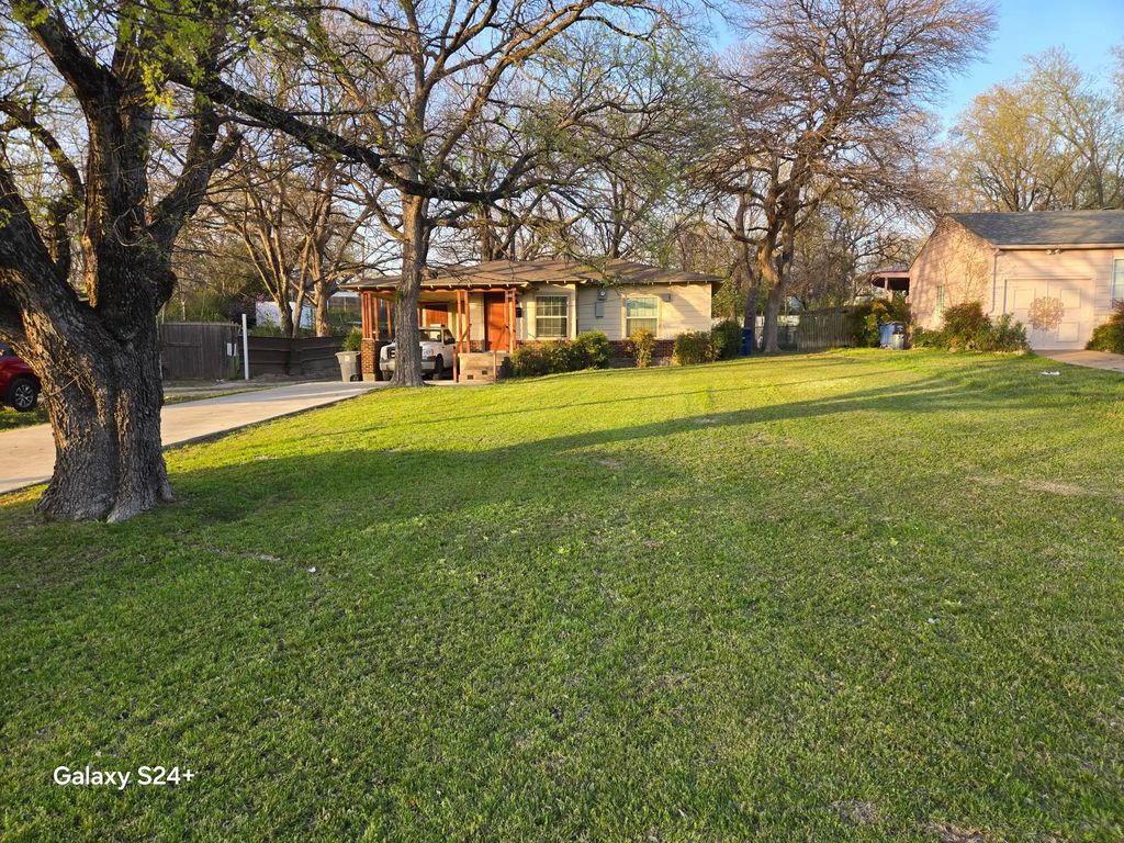 6327 Scyene Road, Dallas