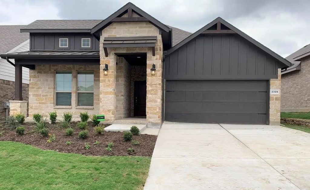 2320 Shorthorn Drive, Northlake