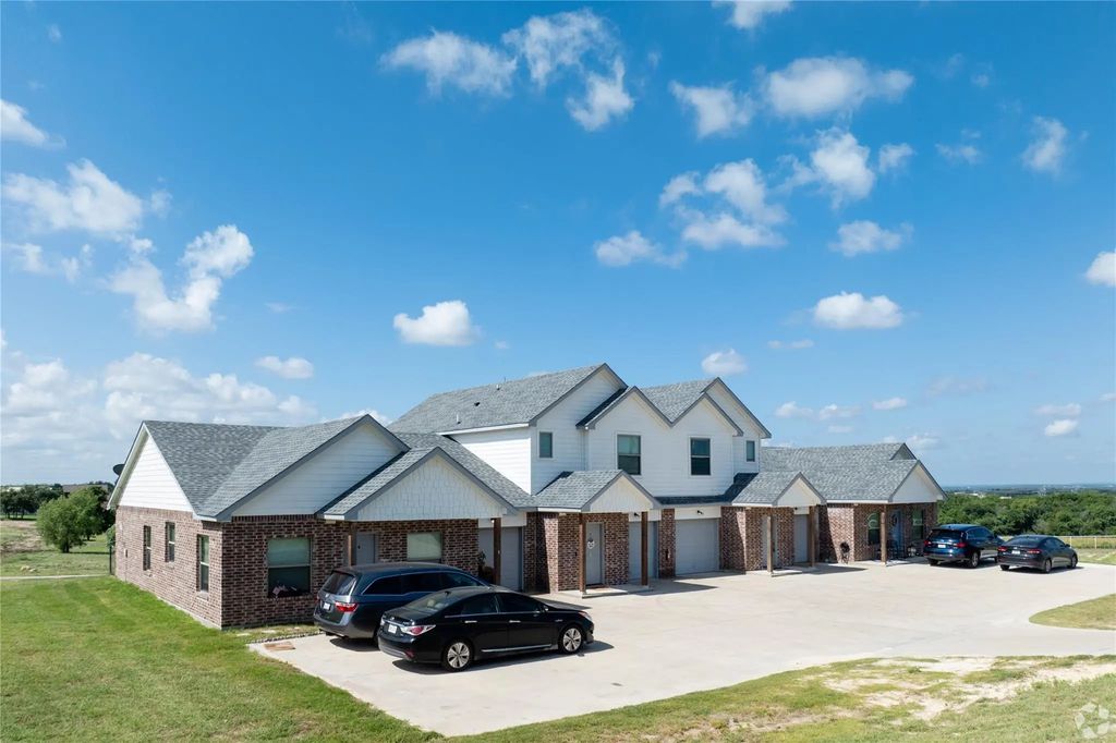 119 Bennett Hills Drive 2, Weatherford