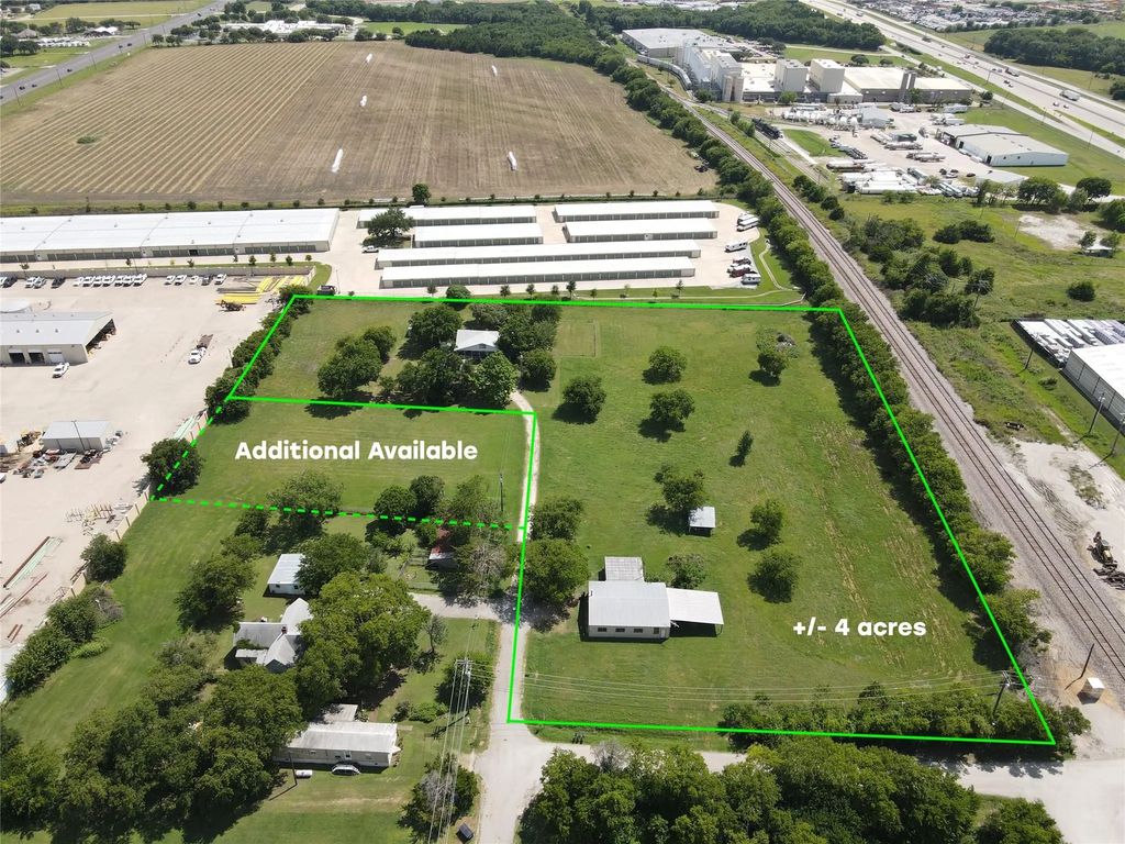 1319 Culberson Road, Waxahachie