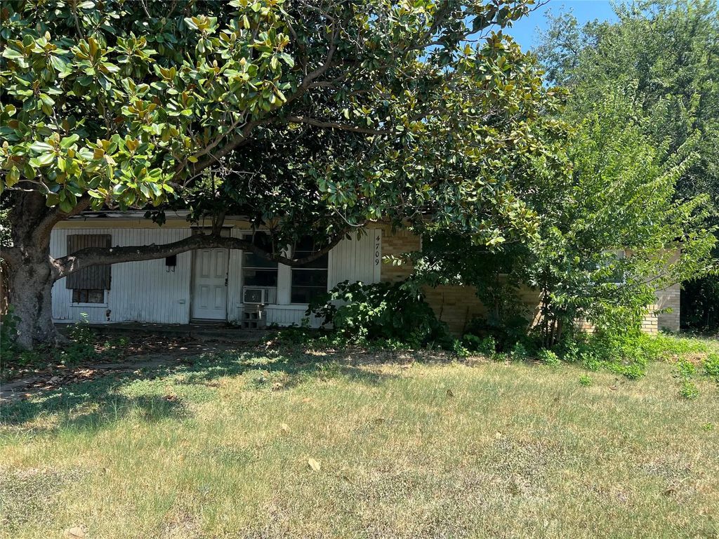 4709 Trail Lake Drive, Fort Worth