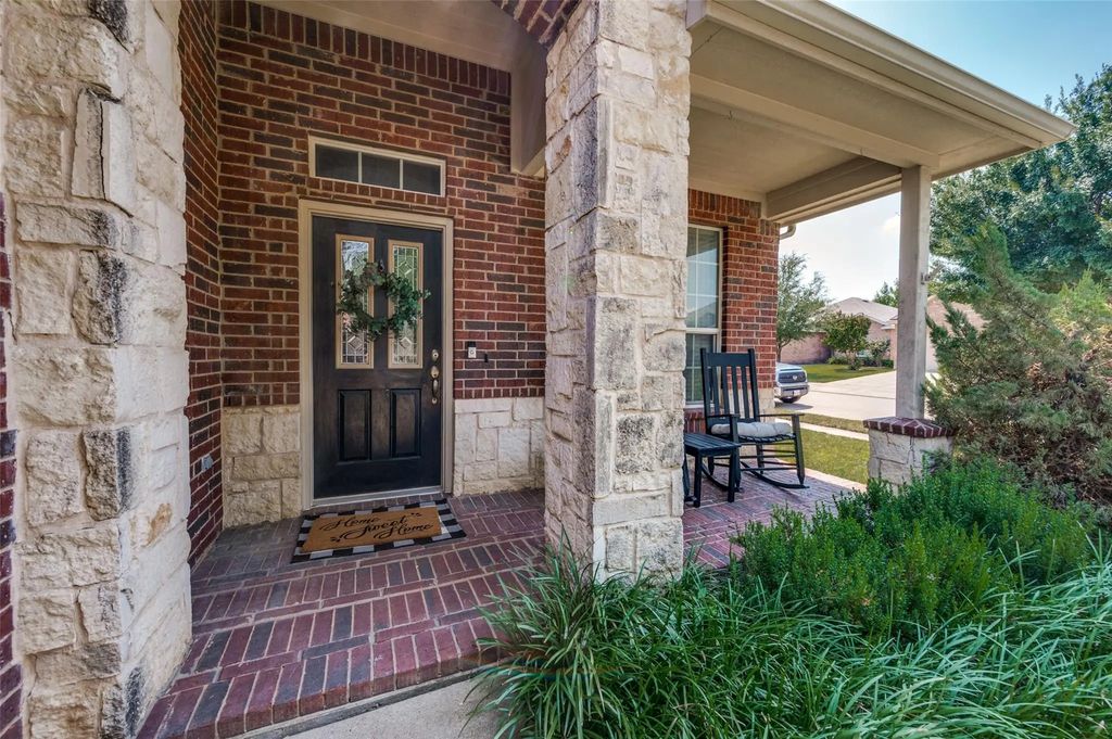 2300 Clairborne Drive, Fort Worth
