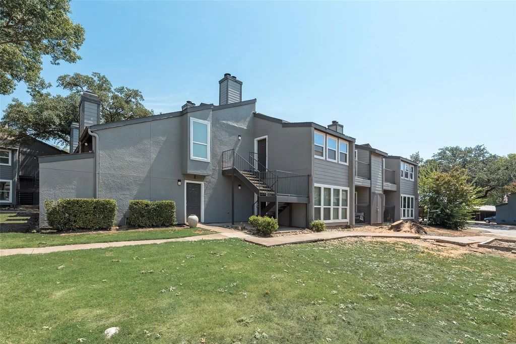 9696 Walnut Street 1017, Dallas