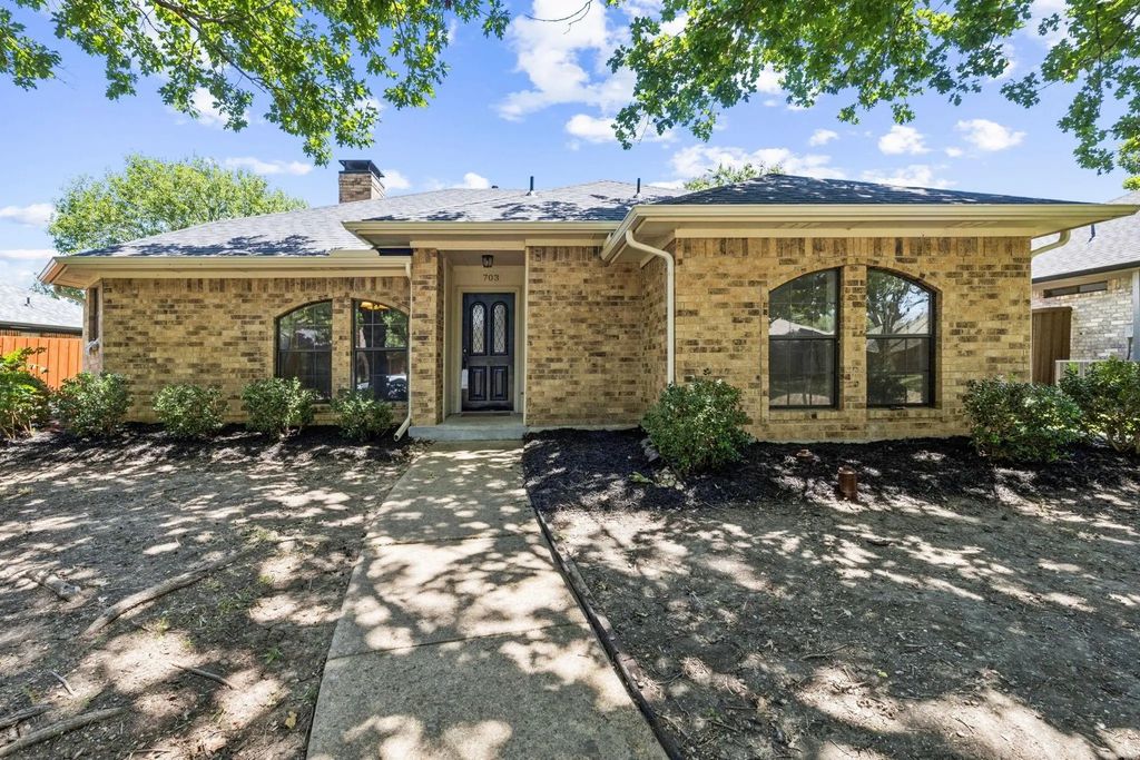 703 Stoneybrook Drive, Wylie