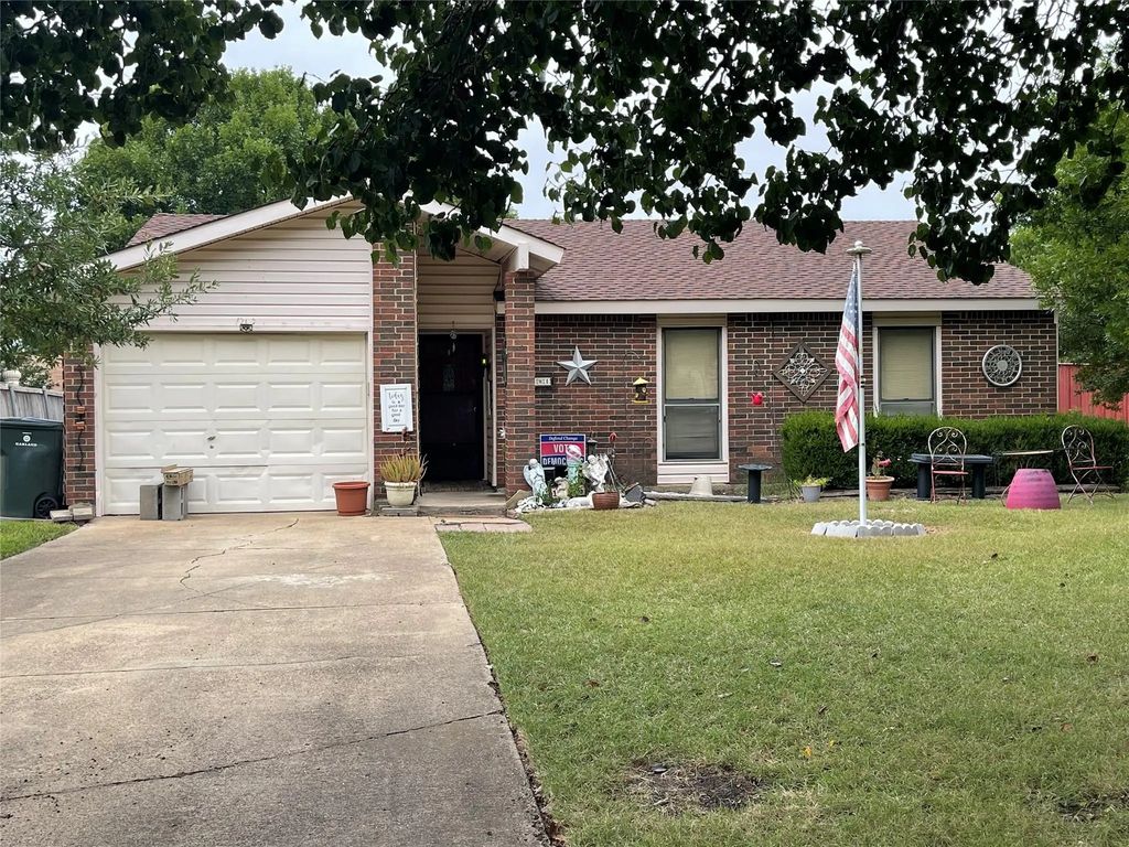 1505 Hawk Court, Garland