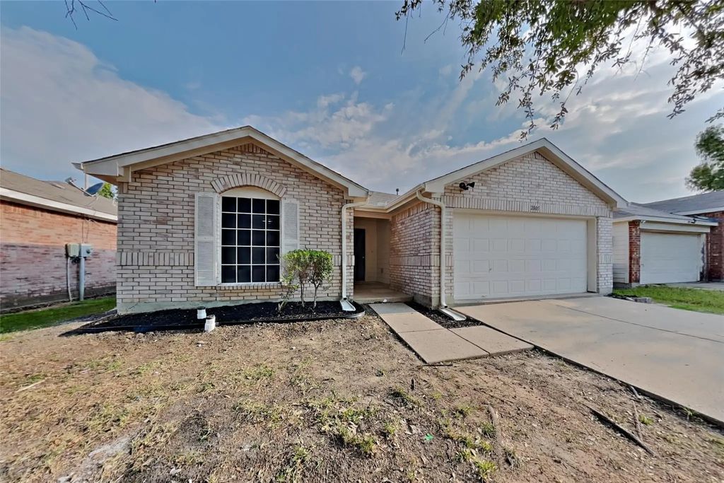 2005 Fairview Drive, Forney