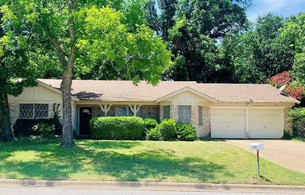 1217 Scott Drive, Hurst